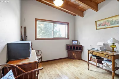 38350 McKenzie Hwy, Springfield, OR 97478 - Photo 28