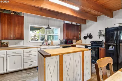 38350 McKenzie Hwy, Springfield, OR 97478 - Photo 18