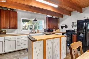 38350 McKenzie Hwy, Springfield, OR 97478 - Photo 18