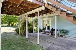 38350 McKenzie Hwy, Springfield, OR 97478 - Photo 6