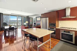 3570 S River Pkwy, Portland, OR 97239 - Photo 10