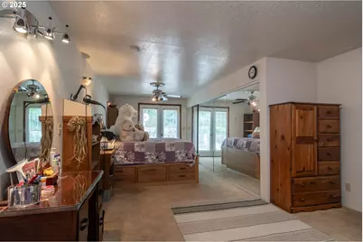 124 Aloha Ct, Roseburg, OR 97471 - Photo 20