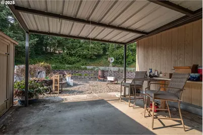 124 Aloha Ct, Roseburg, OR 97471 - Photo 32