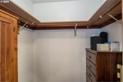 124 Aloha Ct, Roseburg, OR 97471 - Photo 24