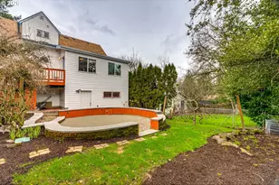 9638 SW 50th Ave, Portland, OR 97219 - Photo 40