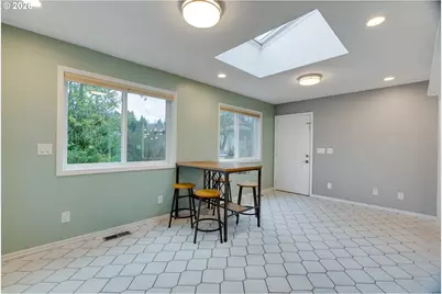 9638 SW 50th Ave, Portland, OR 97219 - Photo 16