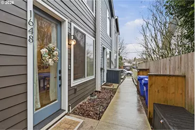 1648 N Emerson St, Portland, OR 97217 - Photo 4