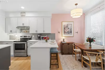 1648 N Emerson St, Portland, OR 97217 - Photo 8