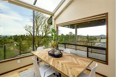 2912 Orchard Hill Pl, Lake Oswego, OR 97035 - Photo 16