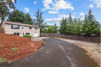 7480 SW Taylors Ferry Rd, Portland, OR 97223 - Photo 2