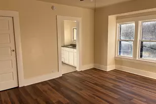 1712 SE Main St, Portland, OR 97214 - Photo 6
