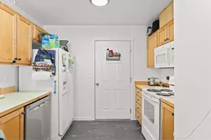 14600 SW Magpie Ln, Beaverton, OR 97007 - Photo 14