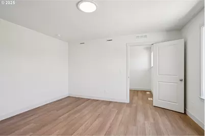 2115 NW 17th Pl, Battle Ground, WA 98604 - Photo 16