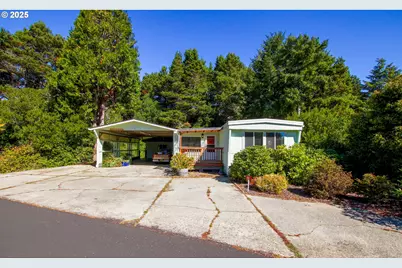 1600 Rhododendron Dr #279, Florence, OR 97439 - Photo 4