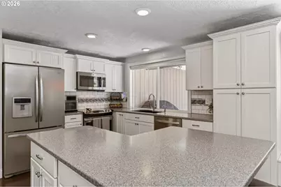 3226 W 12th St, The Dalles, OR 97058 - Photo 12