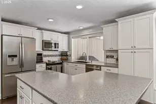 3226 W 12th St, The Dalles, OR 97058 - Photo 12