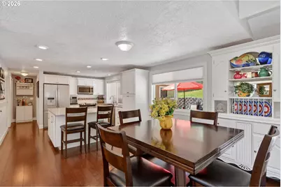 3226 W 12th St, The Dalles, OR 97058 - Photo 8