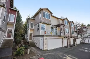 10739 SW Canterbury Ln, Portland, OR 97224 - Photo 2