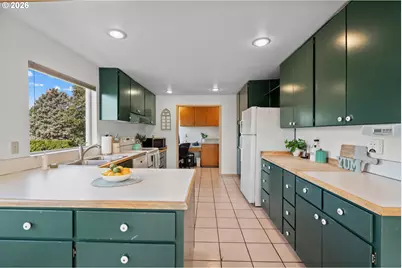 495 NW 9th St, Hermiston, OR 97838 - Photo 14