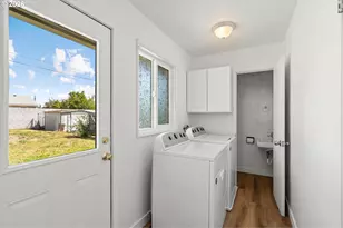 770 W Pine Ave, Hermiston, OR 97838 - Photo 24