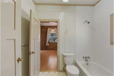 1489 Union Ave, North Bend, OR 97459 - Photo 16