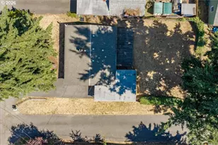 10830 NE Beech St, Portland, OR 97220 - Photo 34