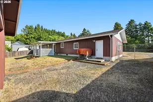 530 Robinhood Ave, Lakeside, OR 97449 - Photo 26
