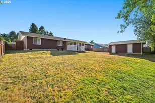 530 Robinhood Ave, Lakeside, OR 97449 - Photo 32
