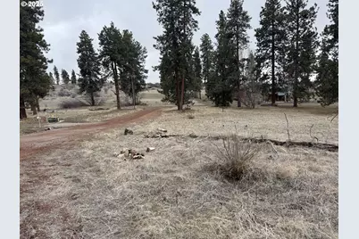 Deerwood Cir #L-8, Chiloquin, OR 97624 - Photo 10