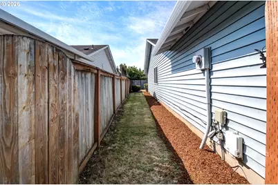 16911 NE 20th St, Vancouver, WA 98684 - Photo 32