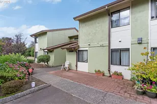 3403 NE 162nd Ave, Portland, OR 97230 - Photo 2