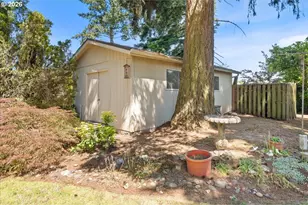 12339 NE Multnomah St, Portland, OR 97230 - Photo 34