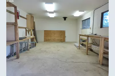 12339 NE Multnomah St, Portland, OR 97230 - Photo 36