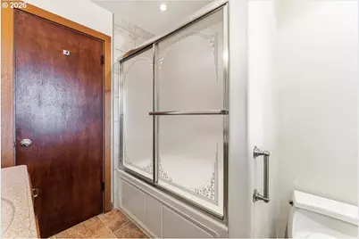 12339 NE Multnomah St, Portland, OR 97230 - Photo 22