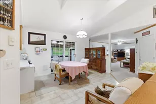 26100 Alpine Rd, Monroe, OR 97456 - Photo 10