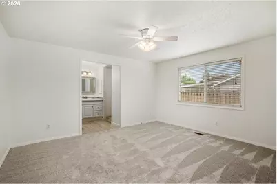 391 SW Nancy Ave, Gresham, OR 97030 - Photo 18