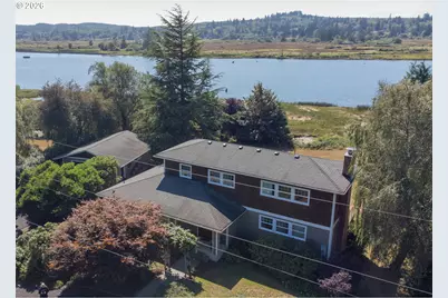 36305 Bartoldus Loop, Astoria, OR 97103 - Photo 2