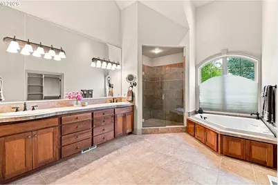 11725 SE Banbury Cir, Happy Valley, OR 97086 - Photo 22