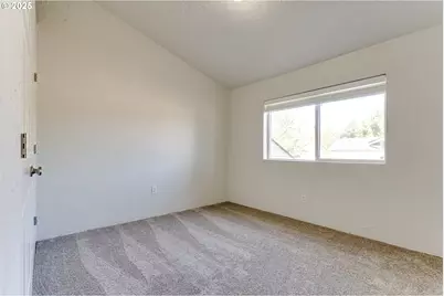 3685 Westleigh St, Eugene, OR 97405 - Photo 8