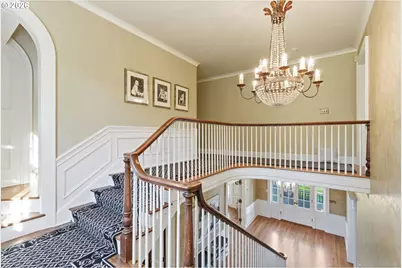 2393 S Military Rd, Portland, OR 97219 - Photo 20