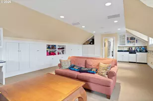 2393 S Military Rd, Portland, OR 97219 - Photo 32