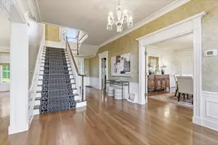 2393 S Military Rd, Portland, OR 97219 - Photo 10