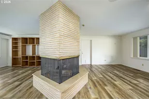 149 NW 25th St, McMinnville, OR 97128 - Photo 10