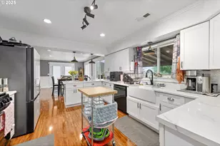 190 Walnut St, Myrtle Creek, OR 97457 - Photo 16