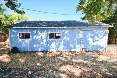 4913 Melody Ln, Roseburg, OR 97471 - Photo 14