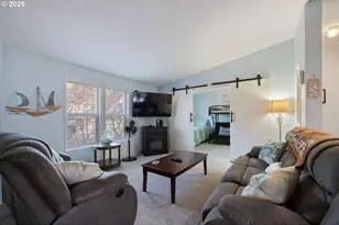 131 S Palisades St, Rockaway Beach, OR 97136 - Photo 6