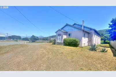 33043 Nesika Rd, Gold Beach, OR 97444 - Photo 1