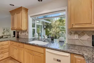 8865 SW Scheckla Dr, Tigard, OR 97224 - Photo 18