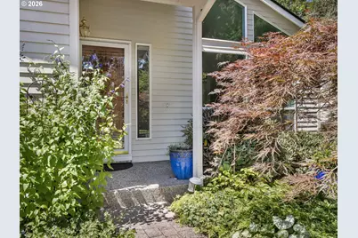 8865 SW Scheckla Dr, Tigard, OR 97224 - Photo 2