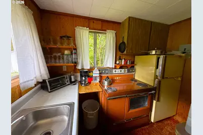 1296 N Tenmile Lk, Lakeside, OR 97449 - Photo 12